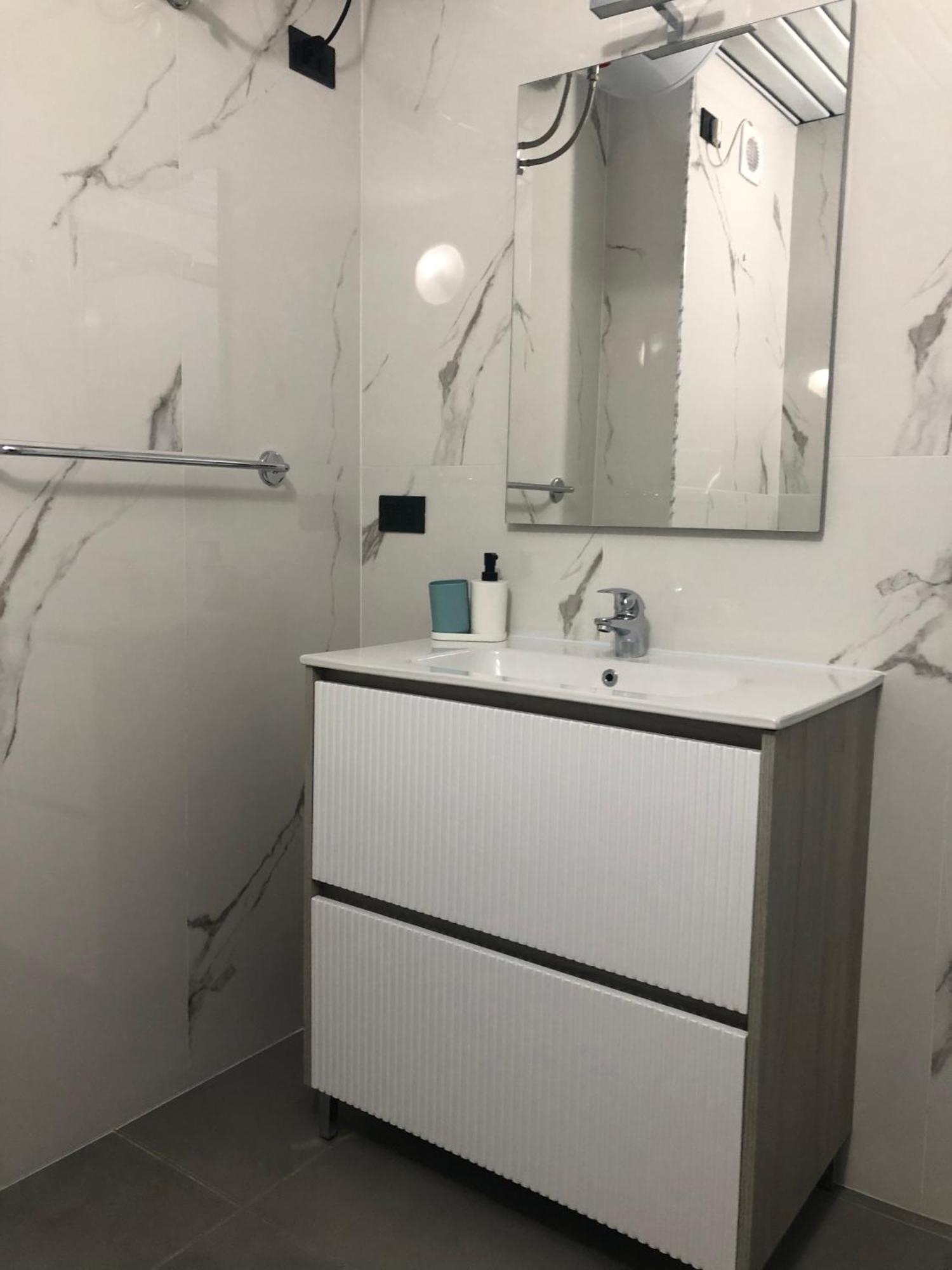 Apartment Business Homes *